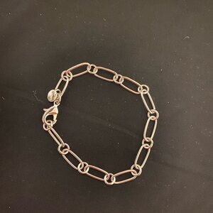 Paper clip style bracelet